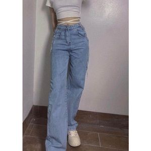 Brand new blue jean, tried on 1 but doesn’t fit.